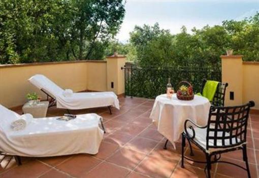 фото отеля Terre Blanche Hotel Spa Golf Resort