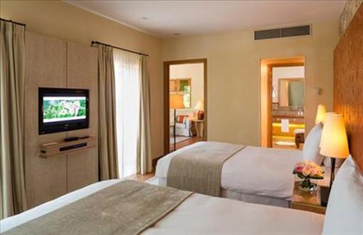 фото отеля Terre Blanche Hotel Spa Golf Resort