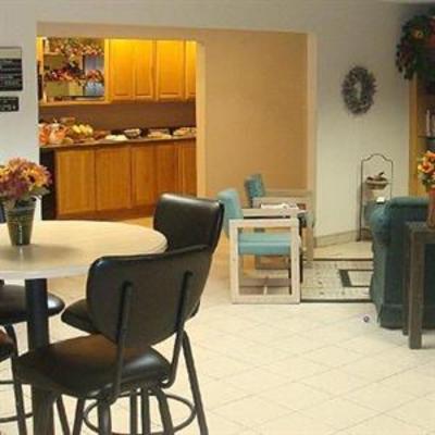 фото отеля Bluffton Inn and Suites