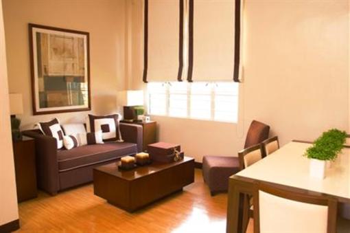 фото отеля Chataue Elysee Paranaque City