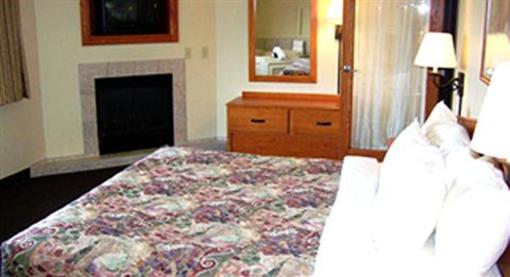фото отеля AmericInn Lodge & Suites Baldwin