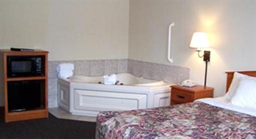 фото отеля AmericInn Lodge & Suites Baldwin