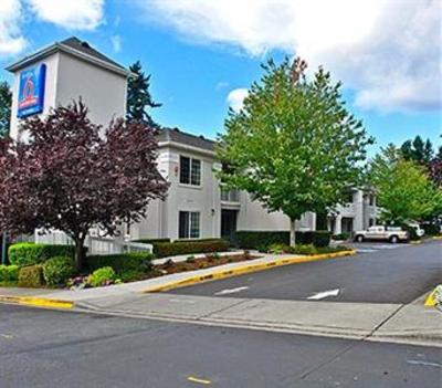 фото отеля Studio 6 Seattle North - Mountlake Terrace