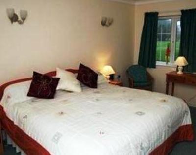 фото отеля Aldercarr Hall Bed and Breakfast Great Ellingham