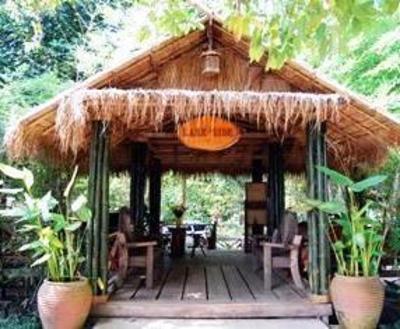 фото отеля Country Lake Nature Lodge Nakhon Sawan