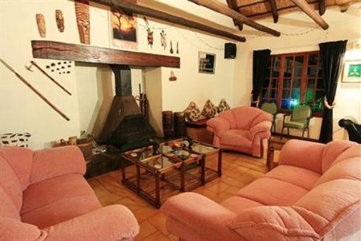фото отеля Thatchings Guest House