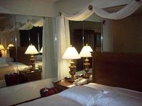 Hilltop Inn & Suites North Stonington