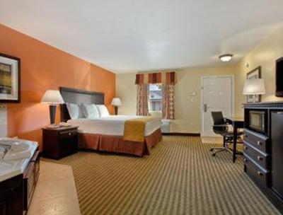 фото отеля Super 8 Leesville