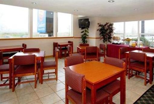 фото отеля Comfort Inn & Suites Fortuna
