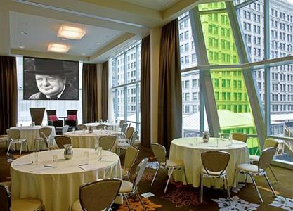 фото отеля theWit, a Doubletree Hotel