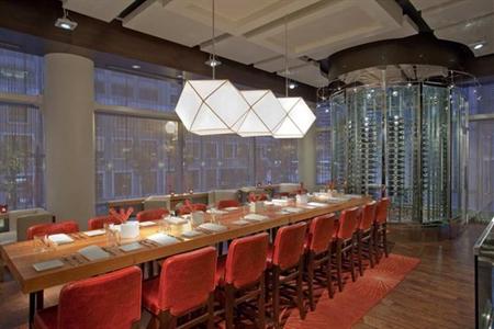 фото отеля theWit, a Doubletree Hotel