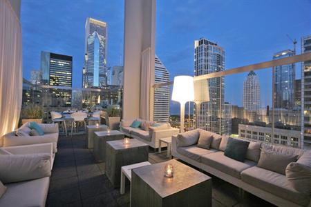 фото отеля theWit, a Doubletree Hotel