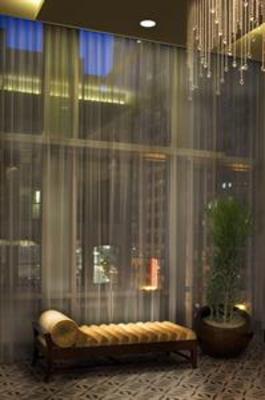 фото отеля theWit, a Doubletree Hotel