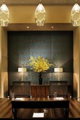 фото отеля theWit, a Doubletree Hotel