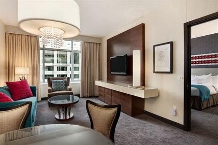 фото отеля theWit, a Doubletree Hotel