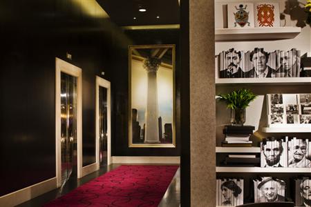 фото отеля theWit, a Doubletree Hotel