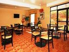 фото отеля Comfort Suites Clayton