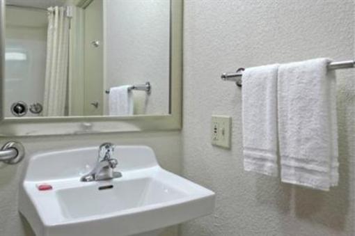 фото отеля Red Roof Inn Buffalo Hamburg (New York)