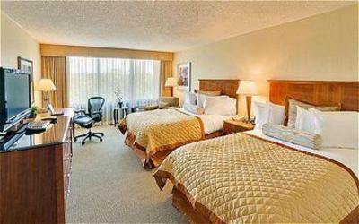 фото отеля Wyndham Andover