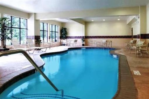 фото отеля Hampton Inn & Suites Providence Smithfield