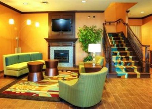 фото отеля Comfort Inn & Suites Fayetteville