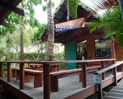 фото отеля Magnums Backpackers