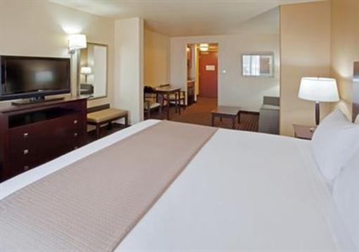 фото отеля Holiday Inn Express Dinuba West