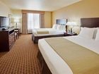 фото отеля Holiday Inn Express Dinuba West