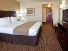 фото отеля Holiday Inn Express Dinuba West