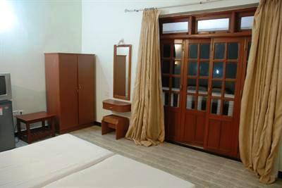 фото отеля Cambay Beach Resort Calangute
