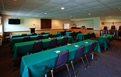 фото отеля Holiday Inn Express Scottsburg