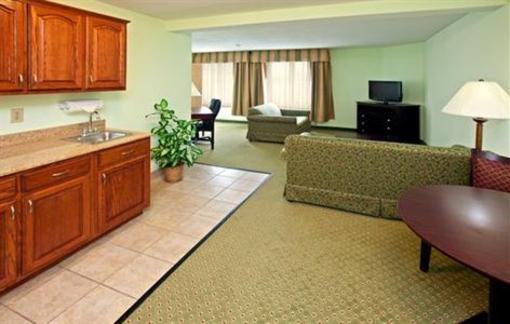 фото отеля Holiday Inn Express Scottsburg
