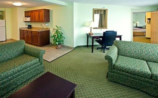 фото отеля Holiday Inn Express Scottsburg