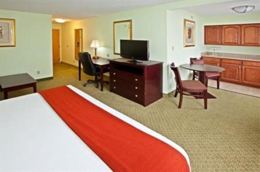 фото отеля Holiday Inn Express Scottsburg