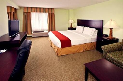 фото отеля Holiday Inn Express Scottsburg