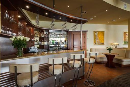 фото отеля Henlex Hotel