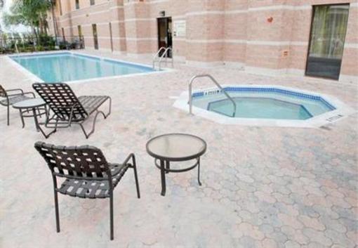 фото отеля Hampton Inn & Suites Orlando - South Lake Buena Vista