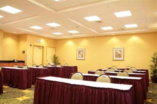 фото отеля Hampton Inn & Suites Orlando - South Lake Buena Vista