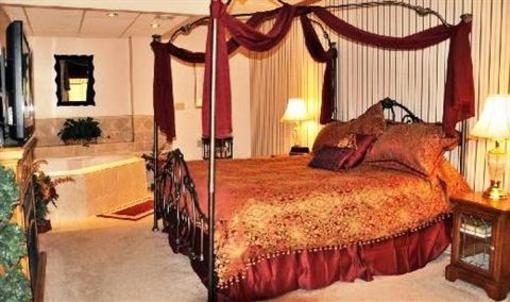 фото отеля Gladstone Inn & Suites