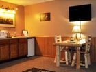 фото отеля Gladstone Inn & Suites