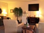 фото отеля Gladstone Inn & Suites