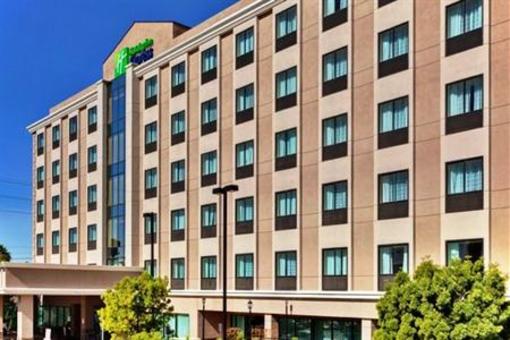 фото отеля Holiday Inn Express Los Angeles-LAX Airport
