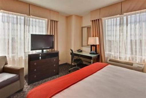 фото отеля Holiday Inn Express Los Angeles-LAX Airport