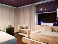 Chesterfield Hotel
