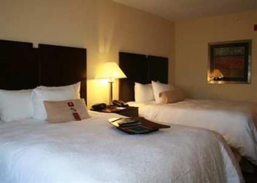 фото отеля Hampton Inn & Suites Orlando - John Young Pkwy S Park