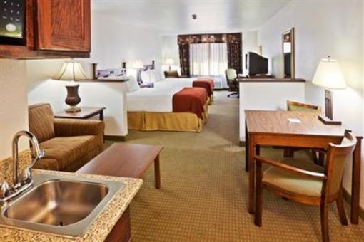 фото отеля Holiday Inn Express Hotel & Suites Oklahoma City-Bethany
