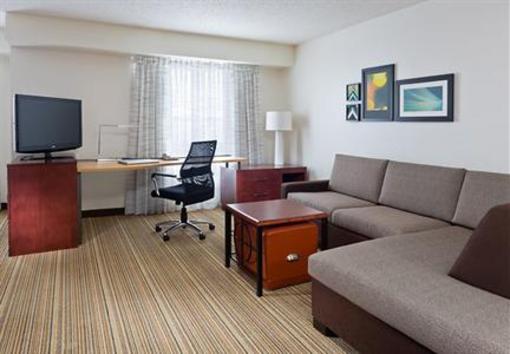 фото отеля Residence Inn Youngstown Poland