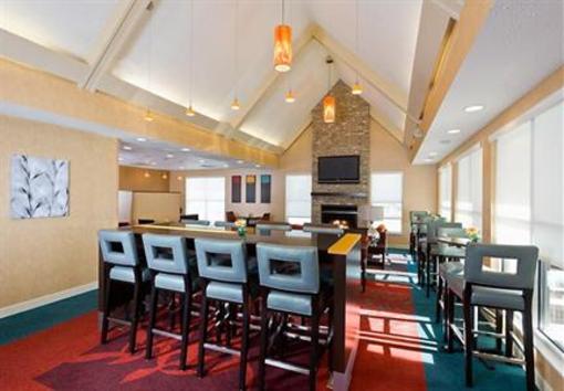 фото отеля Residence Inn Youngstown Poland