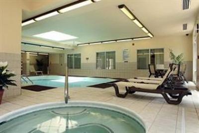 фото отеля Country Inn & Suites Asheville I-240-Tunnel Rd