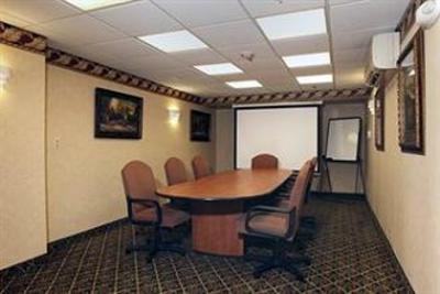 фото отеля Country Inn & Suites Asheville I-240-Tunnel Rd